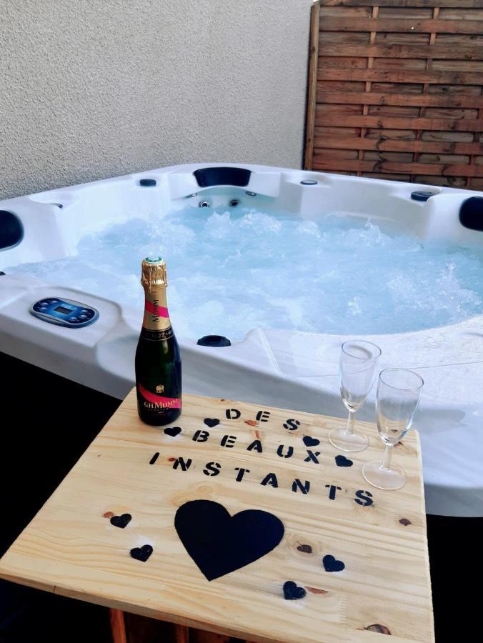 Jacuzzi, Arcade Et Repas Compris Panzió Soulosse-sous-Saint-Elophe Kültér fotó