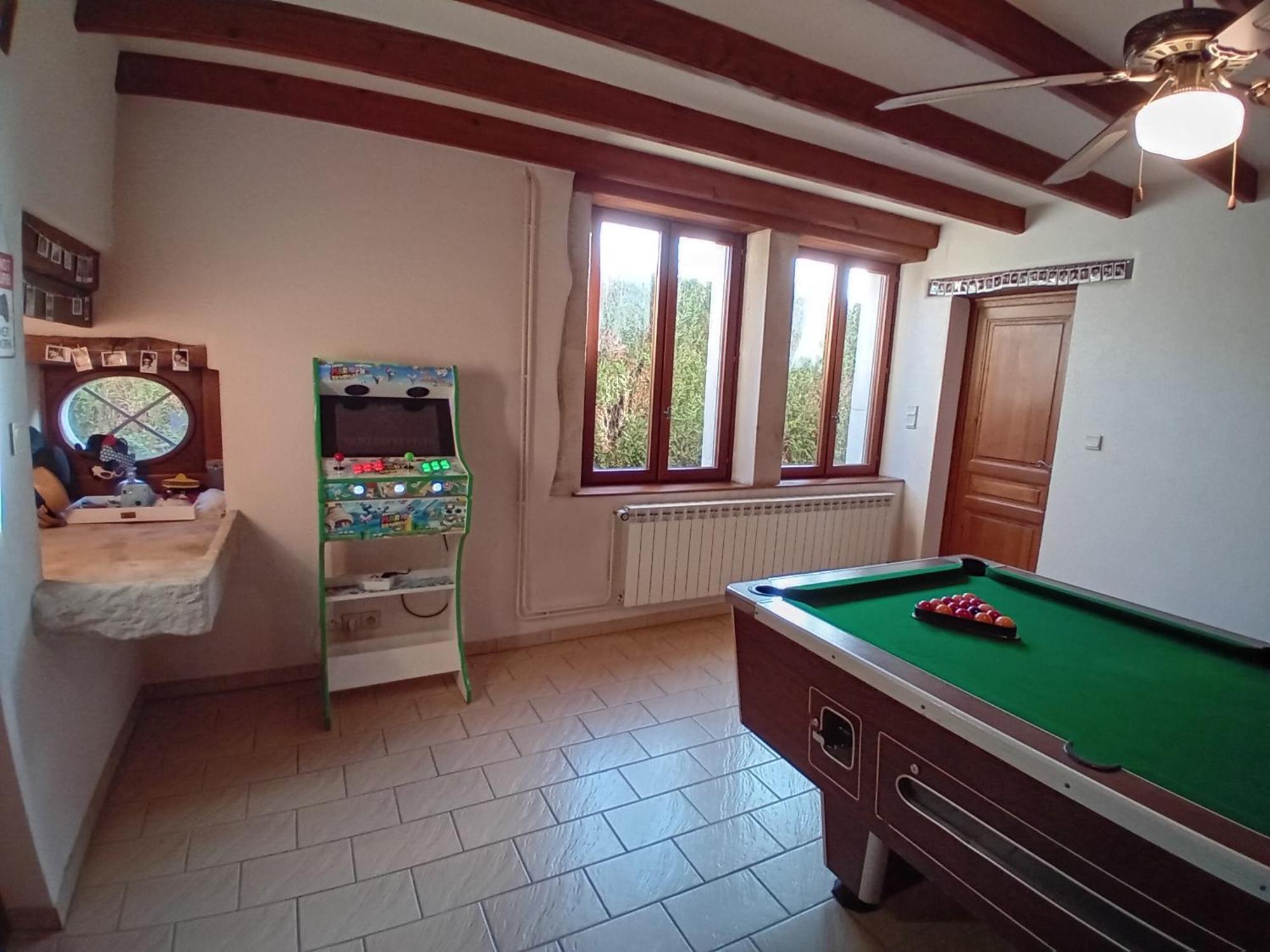 Jacuzzi, Arcade Et Repas Compris Panzió Soulosse-sous-Saint-Elophe Kültér fotó